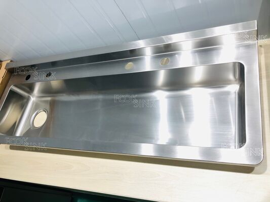 Wydział przemysłowy z stali nierdzewnej Długa zlew do mycia rąk Zbiornik zmywki metalowej Łóżka do mycia rąk Do warsztatów fabrycznych Restauracja Kuchnia
