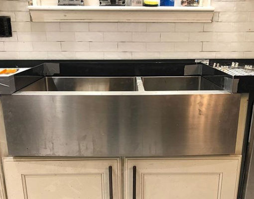 Commercial 16 Gauge Stainless Steel Sink With Apron 32-7/8" Lx20"Wx10" H